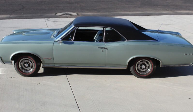 
								1966 PONTIAC GTO full									