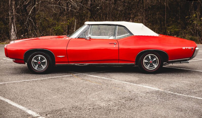 
								1968 PONTIAC GTO full									