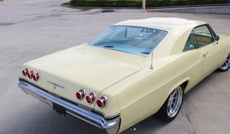 
								1965 CHEVROLET IMPALA full									